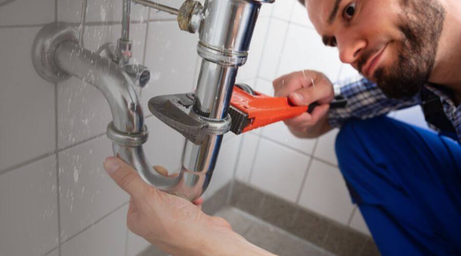 Professional same day plumber services in Wynot, NE
